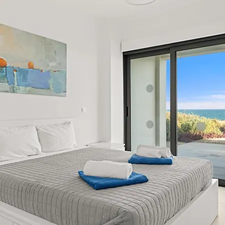 Villa Serenity Waves 1 *