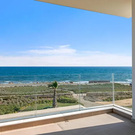 Villa Serenity Waves 1 *