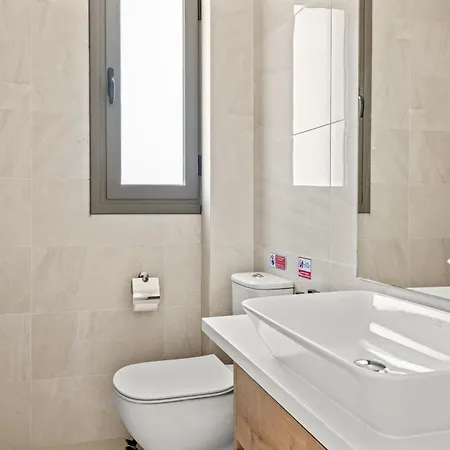 Villa Serenity Waves 1 *