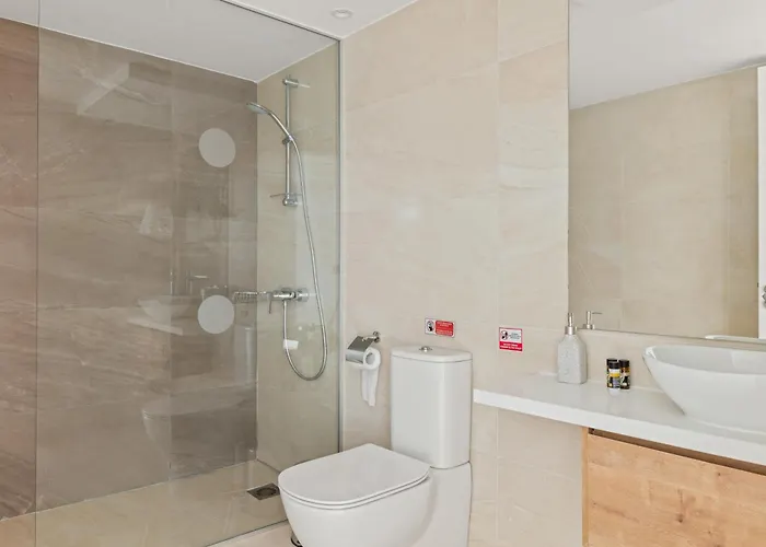 Serenity Waves 1 Vila *