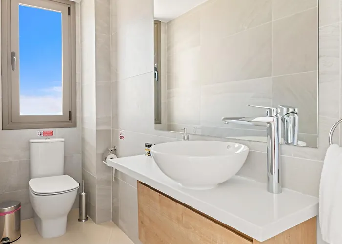 Vila Serenity Waves 1