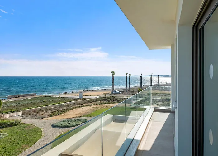 Serenity Waves 1 Vila *