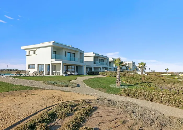 Serenity Waves 1 Vila